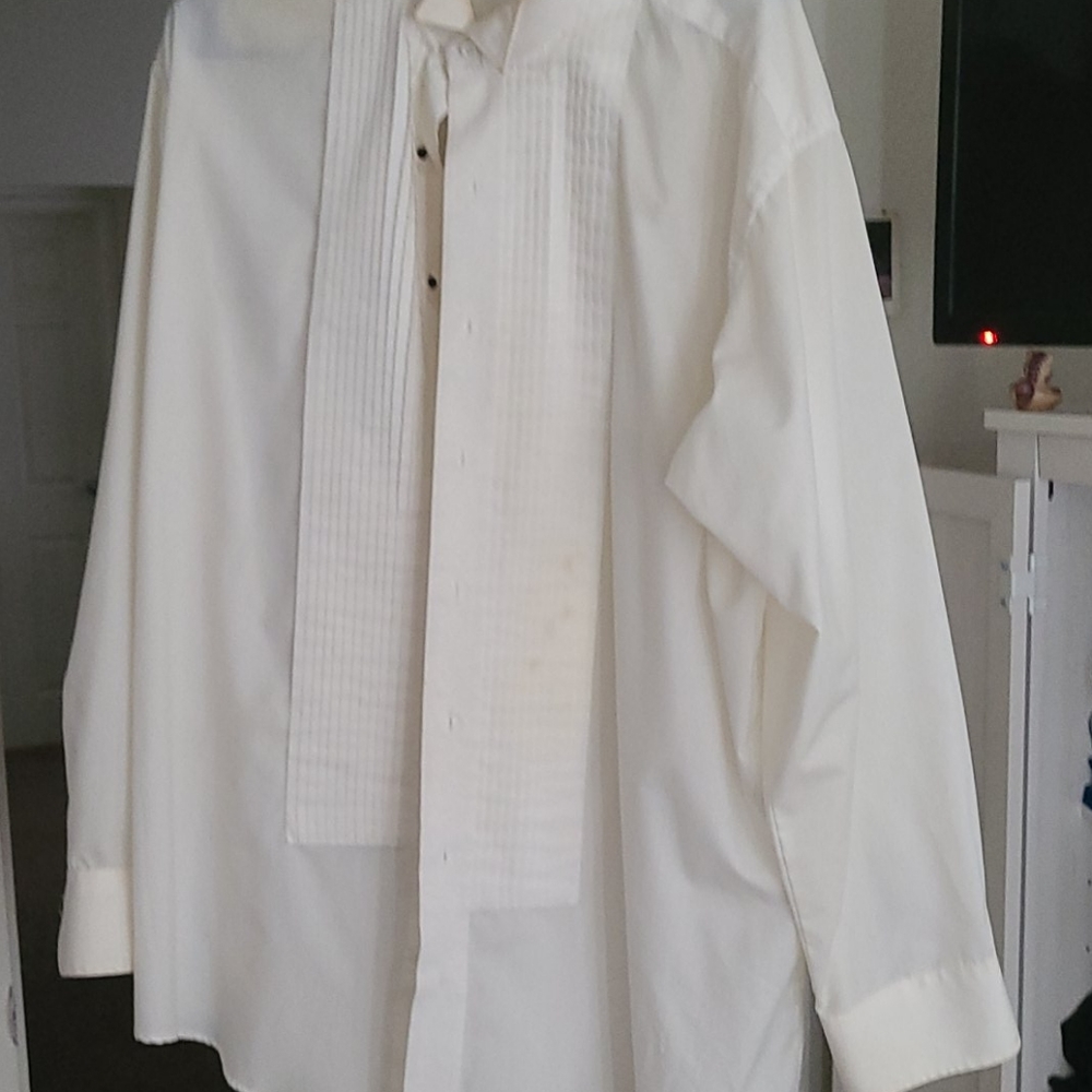 Waiter Collard Shirt